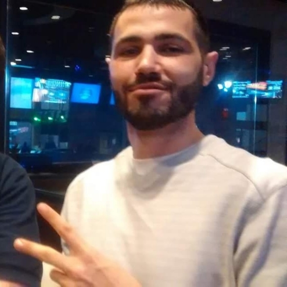 Meet your Posher, Dustin - Picture 1 of 1